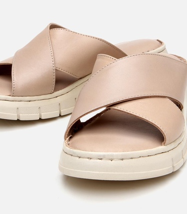  Kadın Deri Bej Comfort Terlik