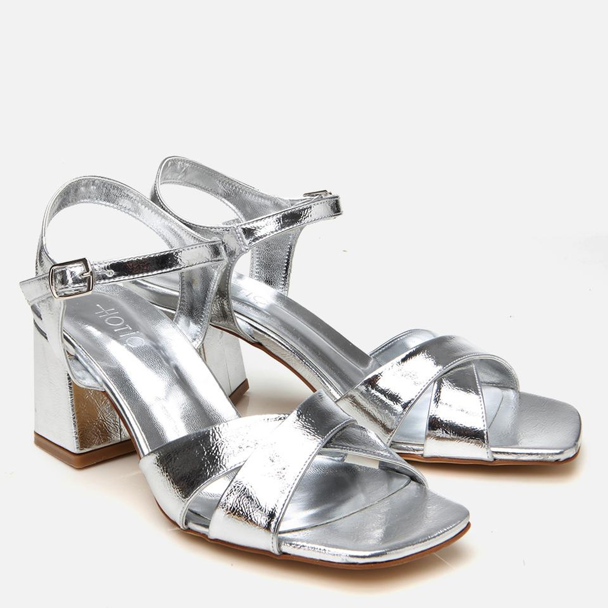 Kadın Lame Abiye Kalın Topuklu Sandalet