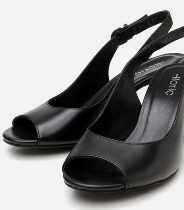  Kadın Deri Siyah Kemerli Topuklu Sandalet