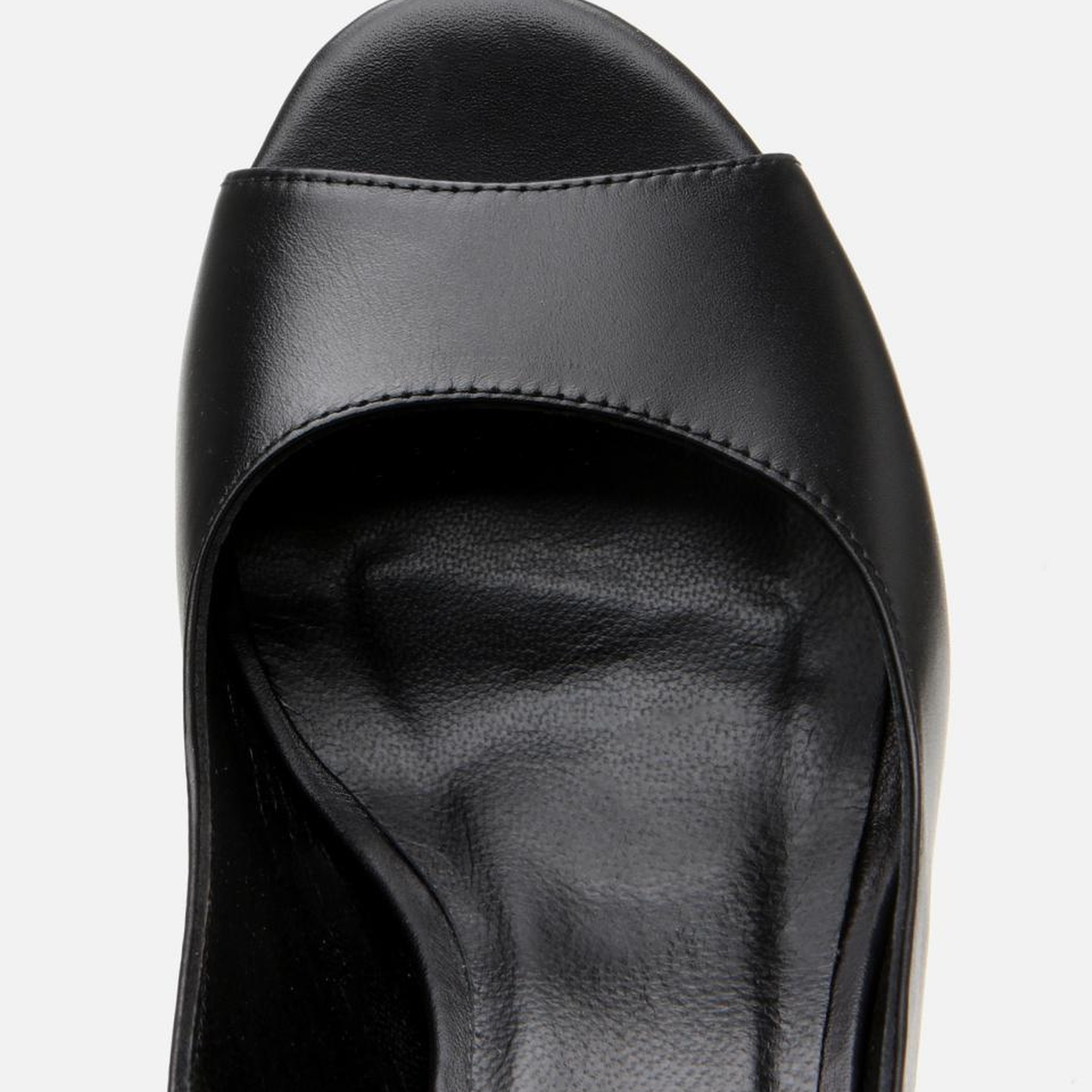 Kadın Deri Siyah Kemerli Topuklu Sandalet