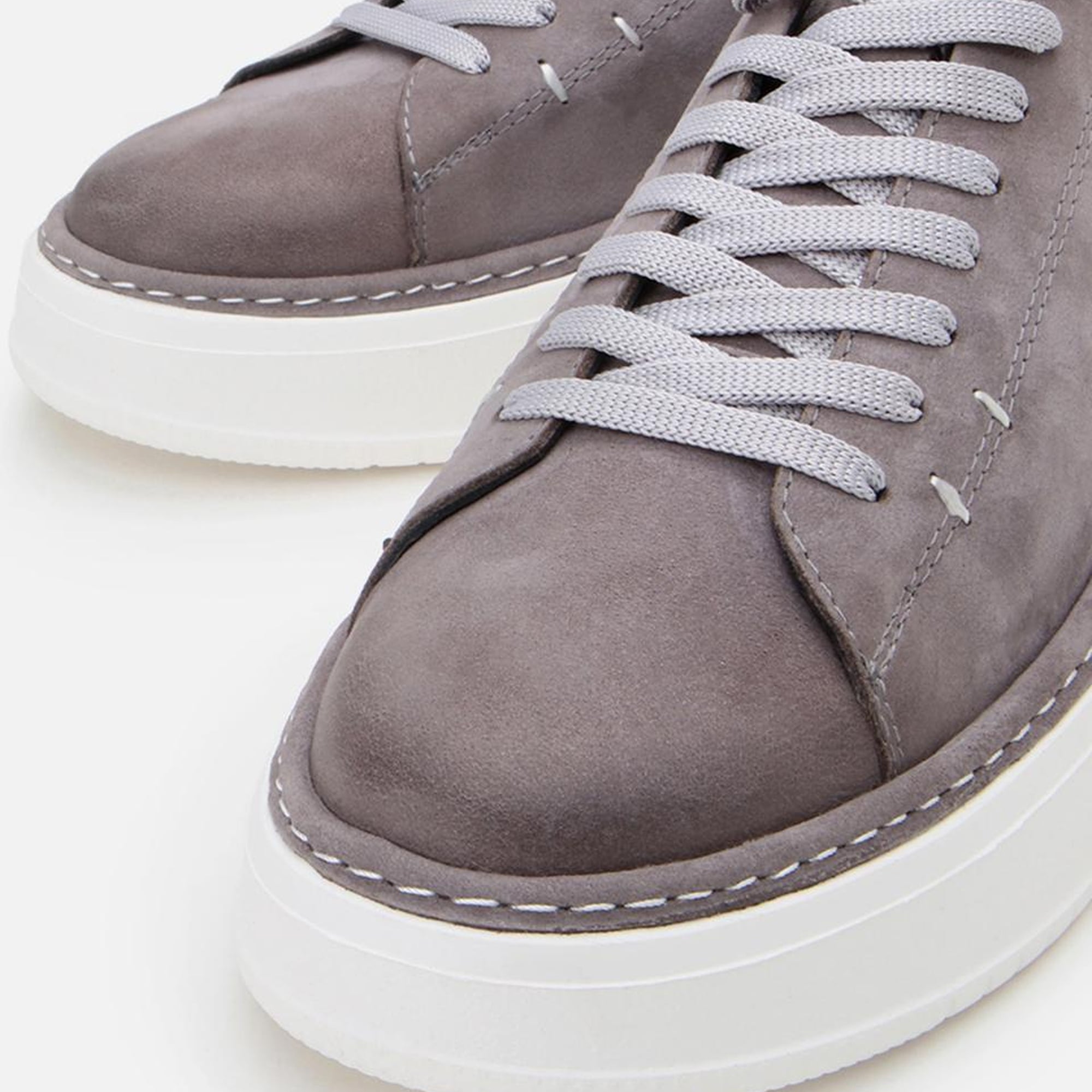 Erkek Nubuk Deri Gri Hafif Tabanlı Spor Ayakkabı