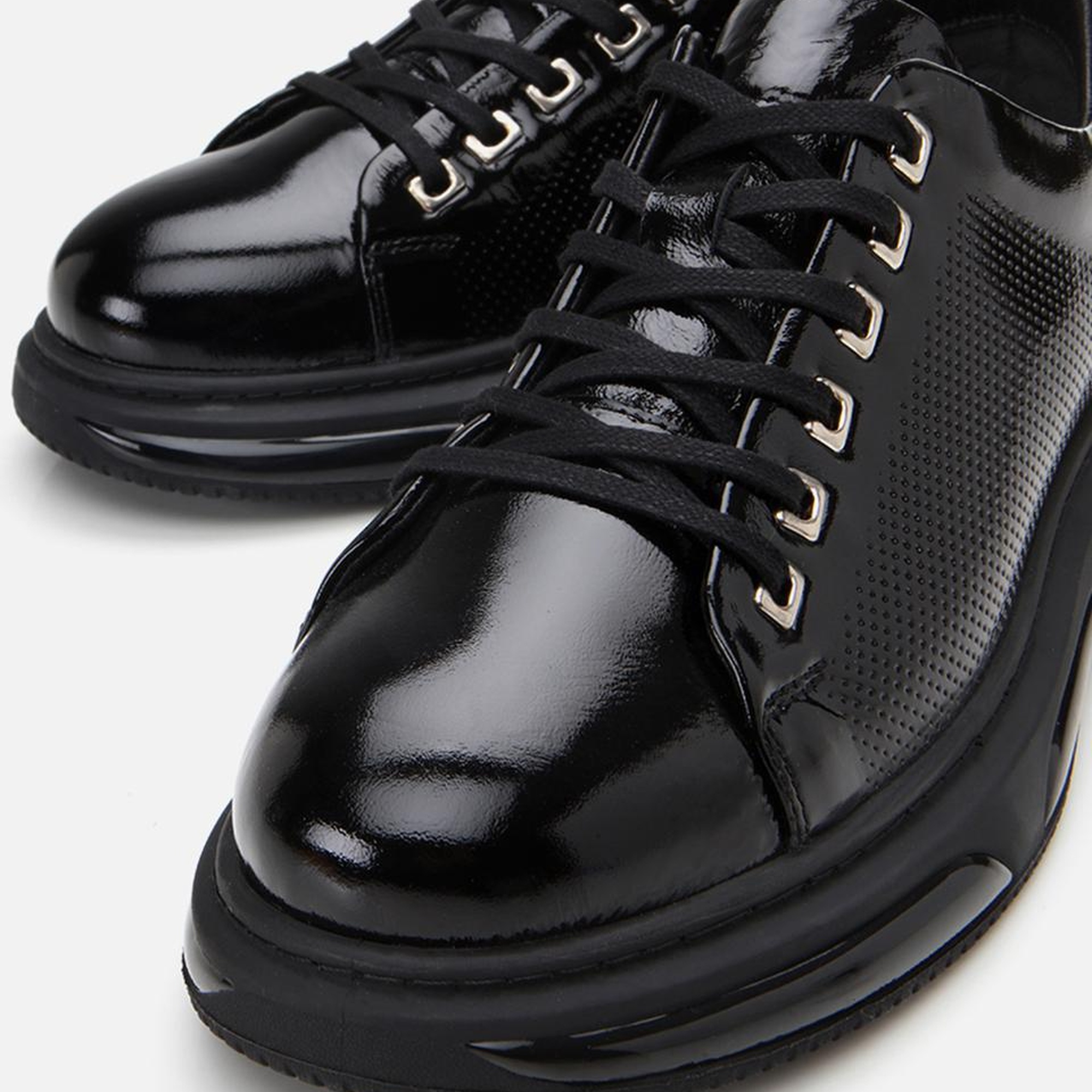 Erkek Rugan Deri Siyah Hafif Tabanlı Spor Ayakkabı