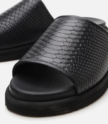  Erkek Deri Siyah Dokulu Ultra Hafif Tabanlı Terlik