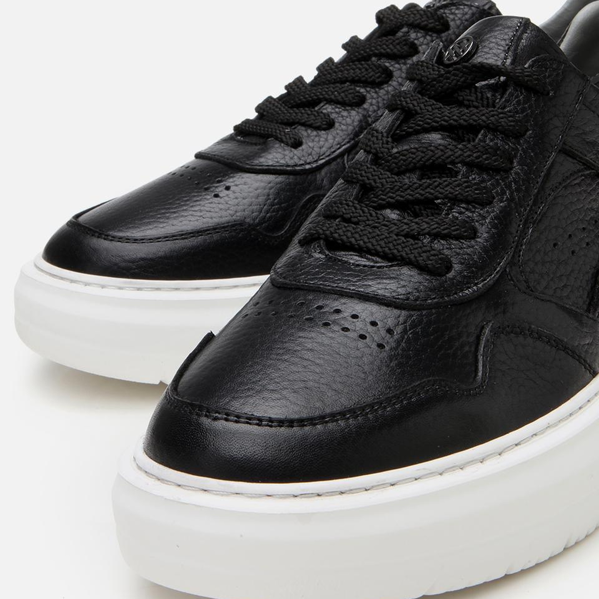 Erkek Deri Siyah Yüksek Tabanlı Spor Ayakkabı