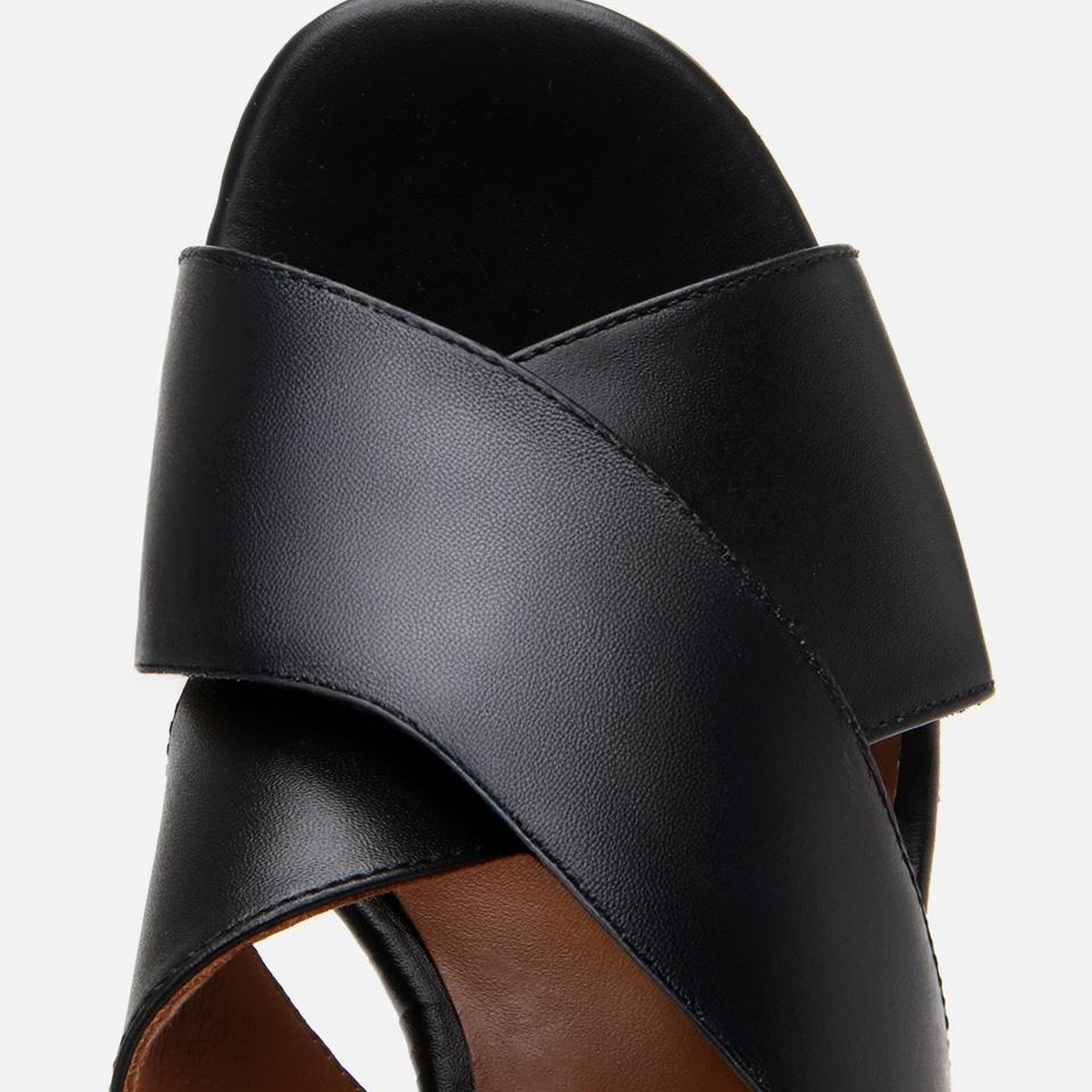 Kadın Deri Siyah Topuklu Sandalet