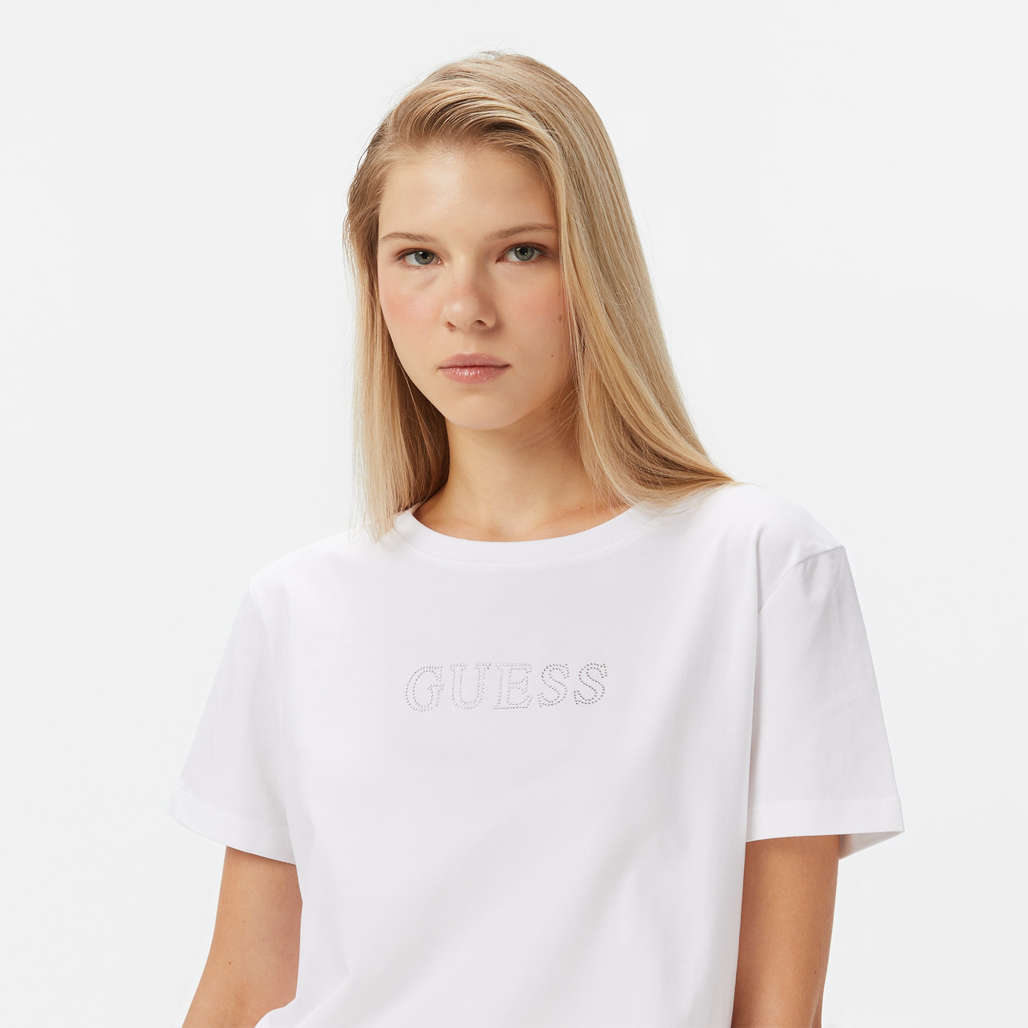 Guess Briana Regular Fit Kadın Beyaz T-Shirt