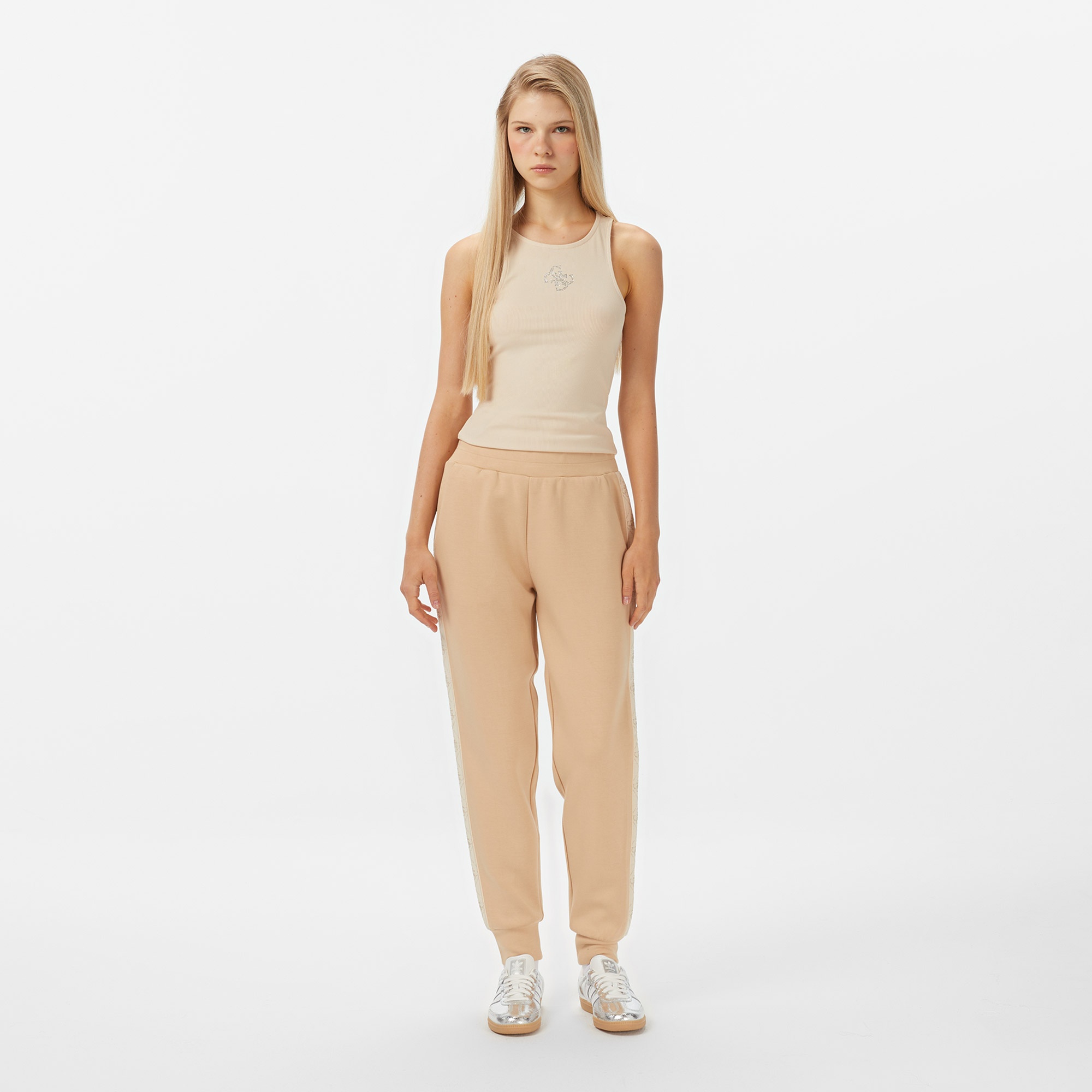 Guess New Round Kadın Krem Rengi Kolsuz T-Shirt