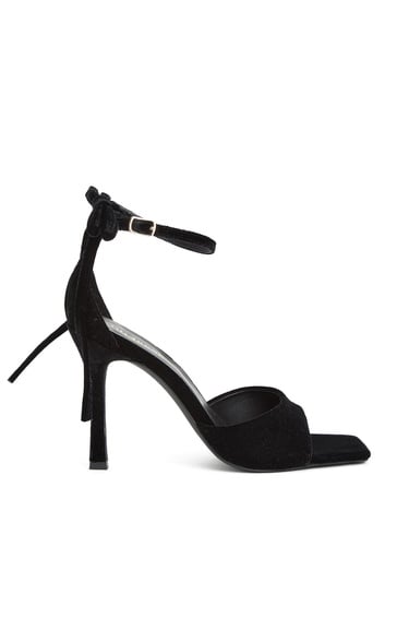  Divarese Kadın Siyah Bantlı Sandalet