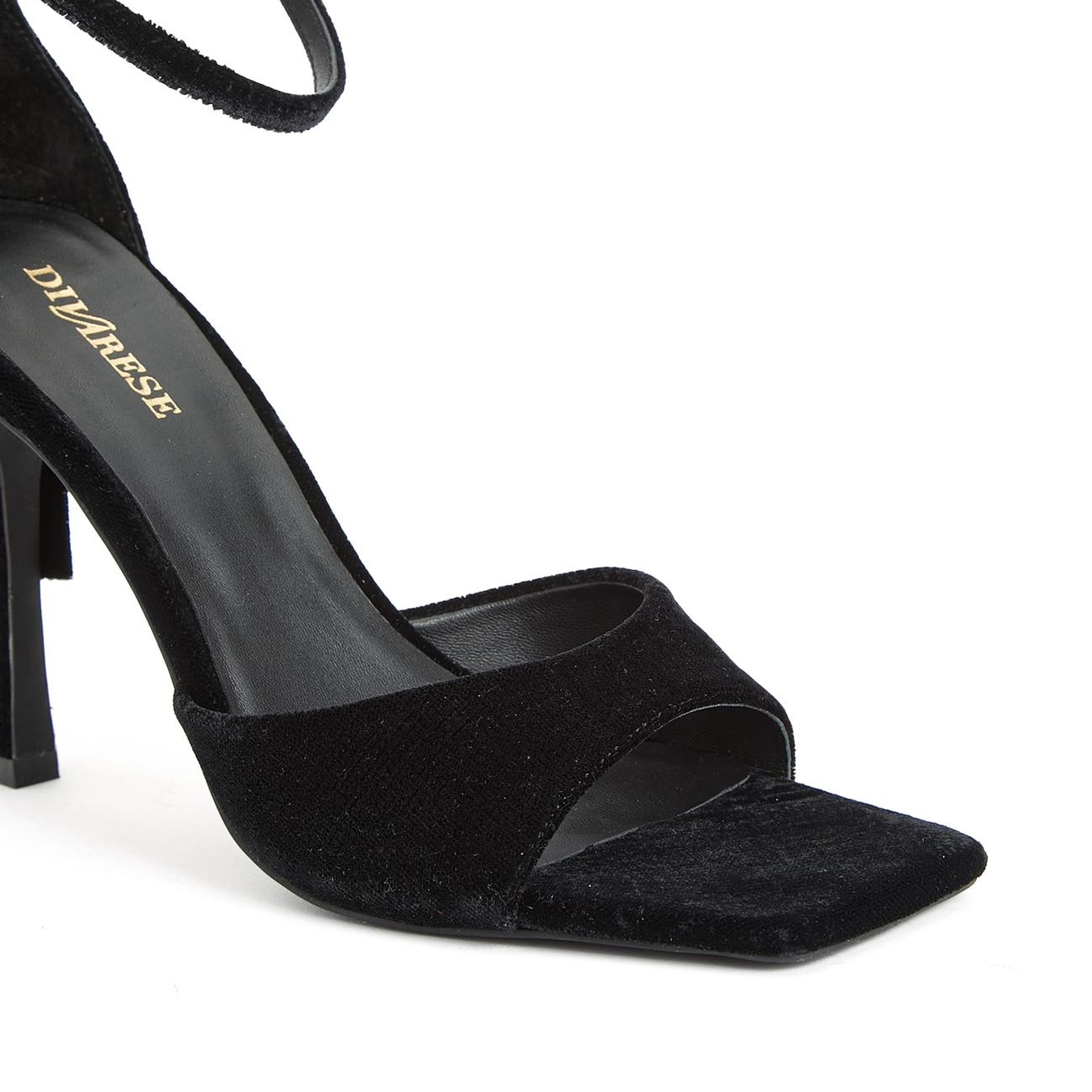 Divarese Kadın Siyah Bantlı Sandalet