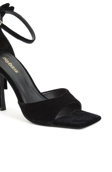  Divarese Kadın Siyah Bantlı Sandalet