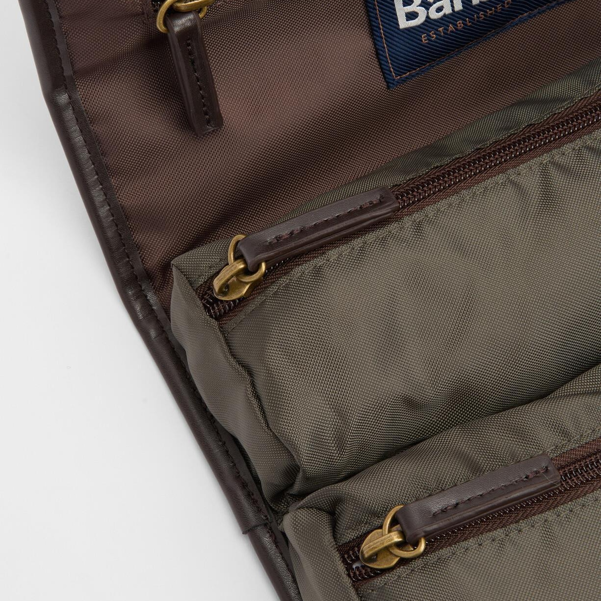 Barbour Wax Hanging Washbag Organizer