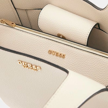  Guess Calista Kadın Krem El Çantası