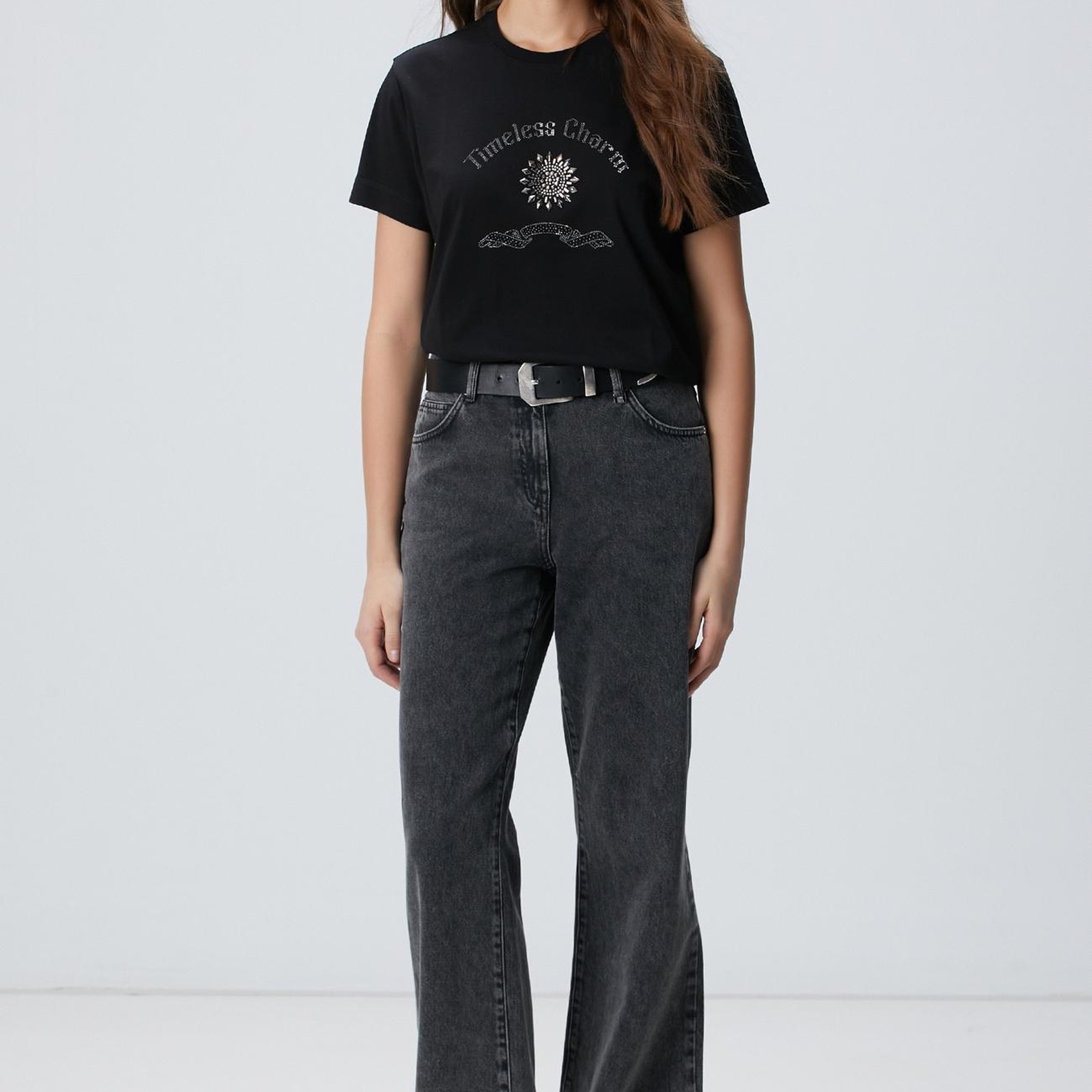 Network Kadın Siyah Taş İşlemeli T-shirt