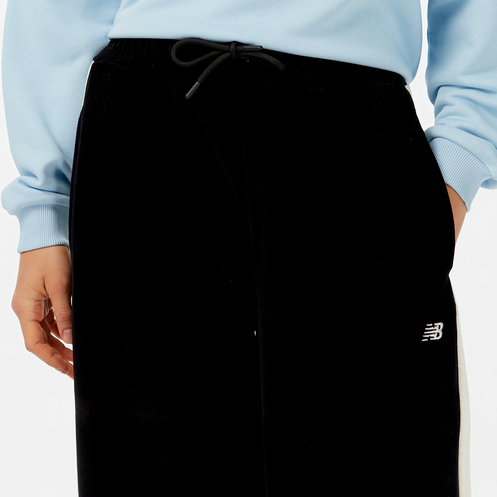 New Balance Lifestyle WNP3506 Kadın Siyah Eşofman Altı