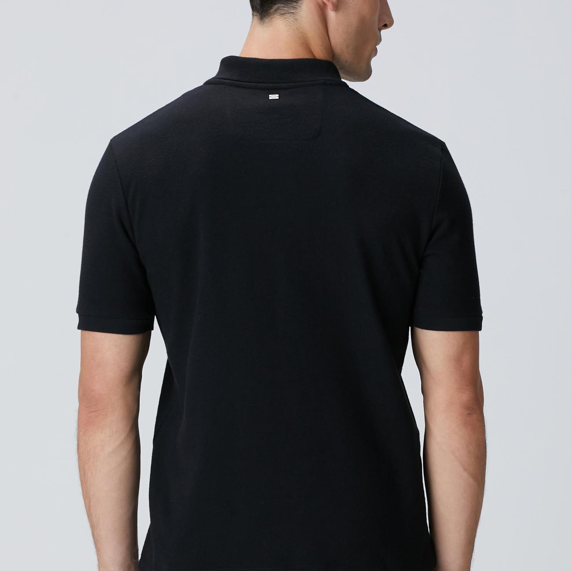 Network Erkek Siyah Çıtçıtlı T-shirt