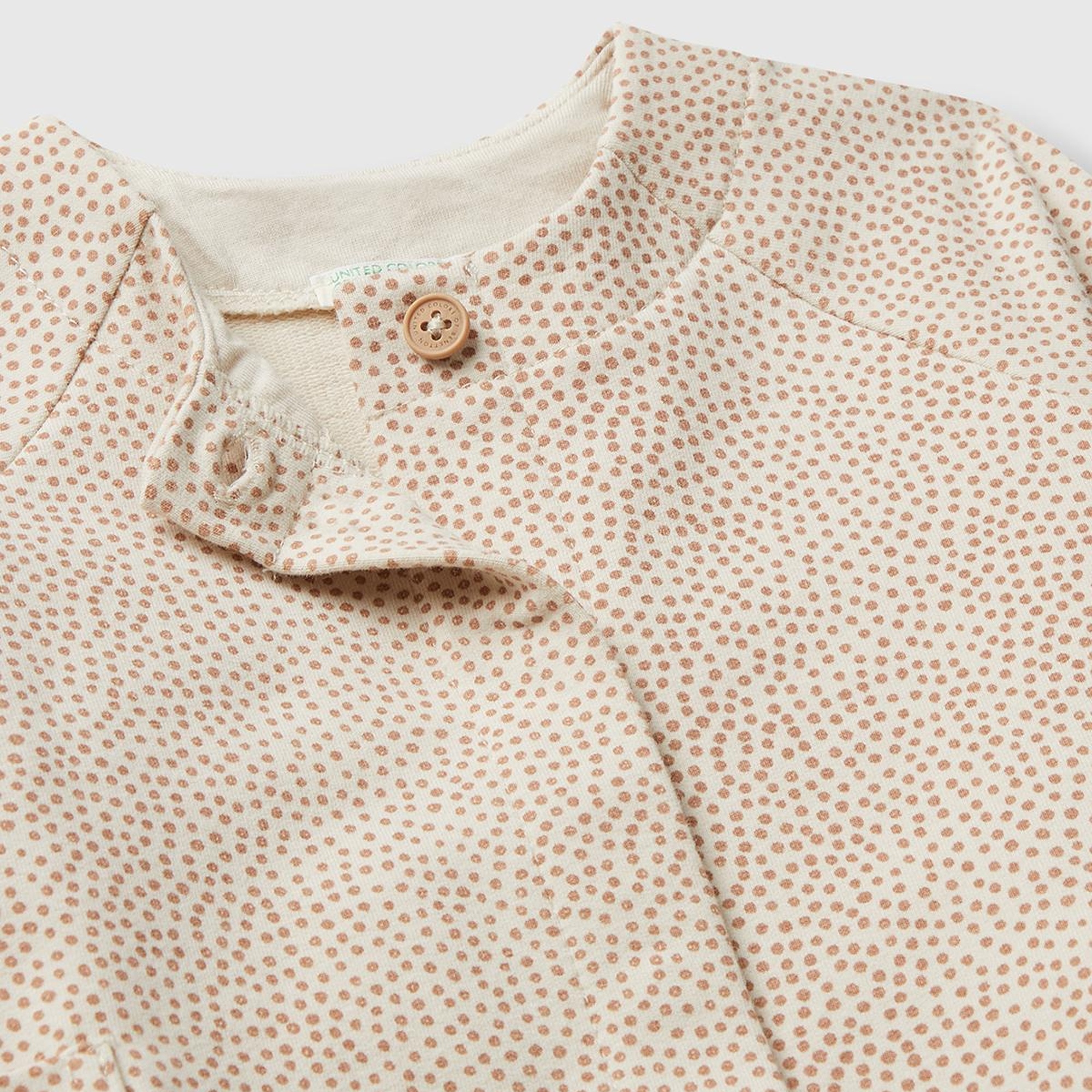 Bebek Bej Tamamı Desenli Gizli Çıtçıt Düğmeli Cepli Sweatshirt