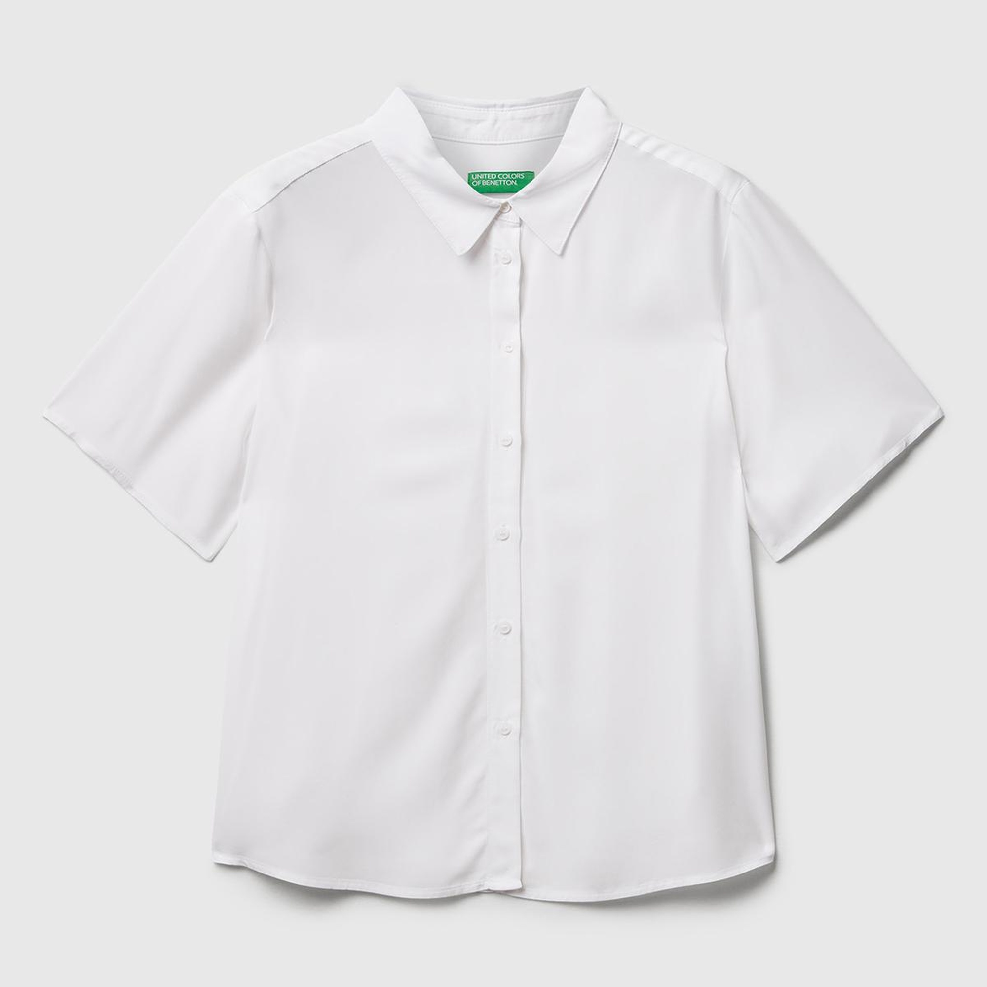 Kadın Beyaz %100 Viskoz Düğmeli Kısa Kollu Gömlek