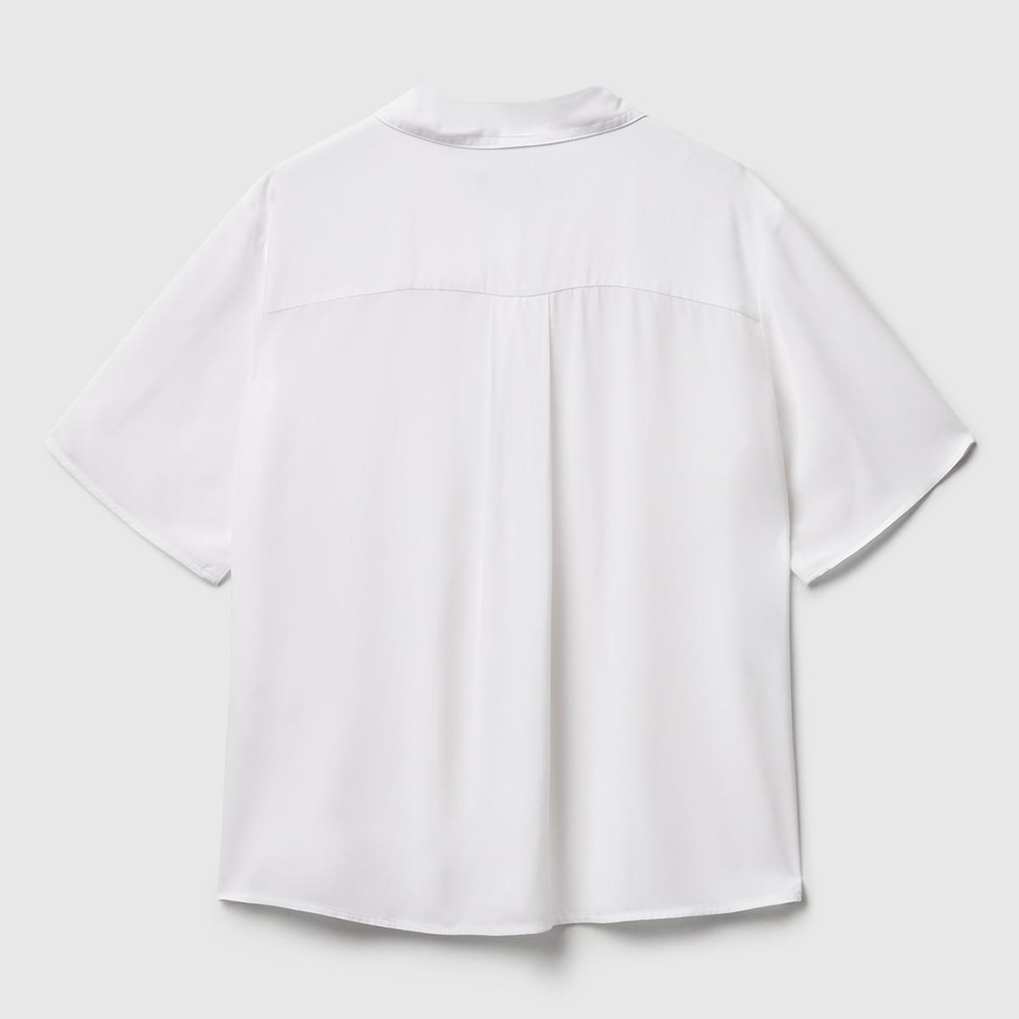 Kadın Beyaz %100 Viskoz Düğmeli Kısa Kollu Gömlek