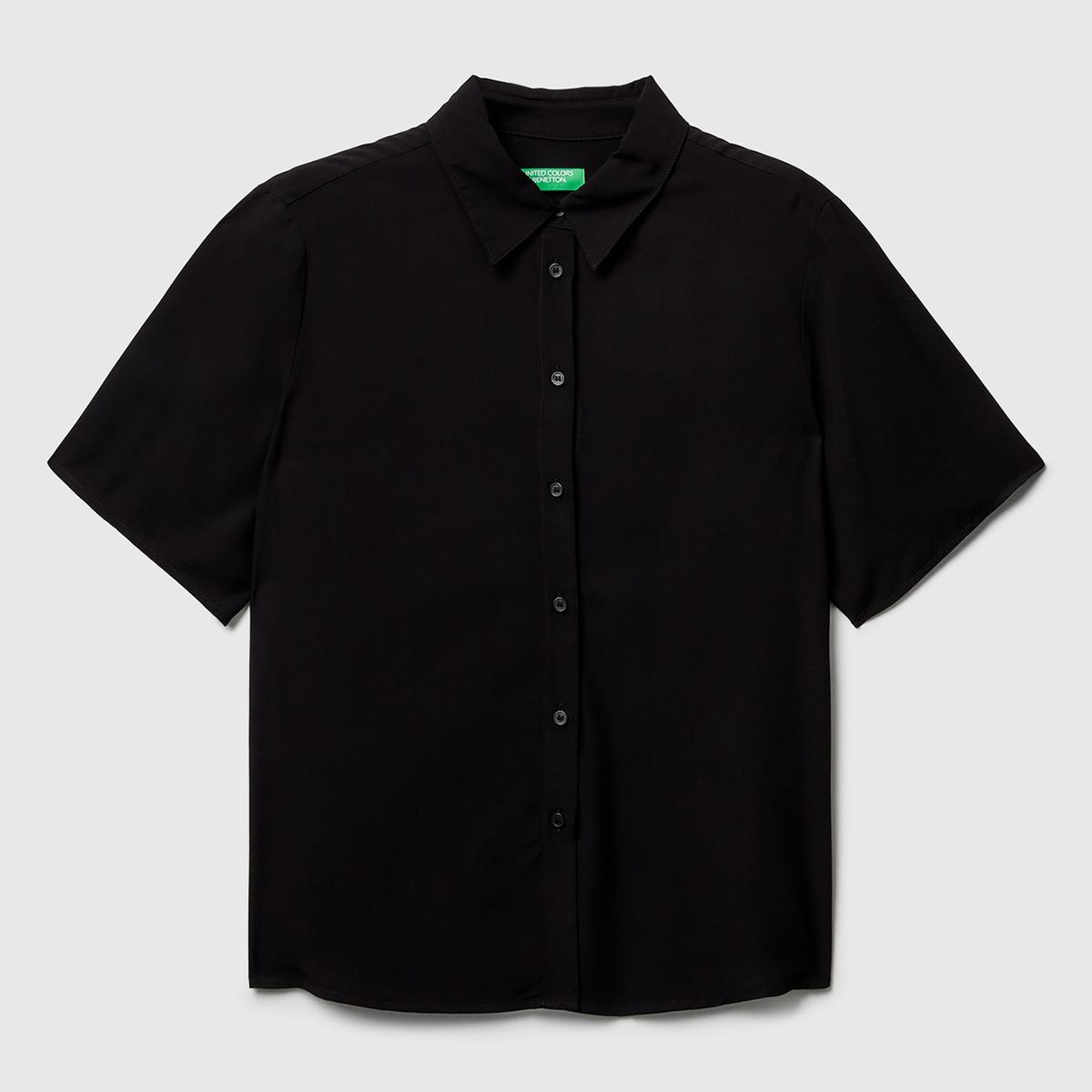 Kadın Siyah %100 Viskoz Düğmeli Kısa Kollu Gömlek