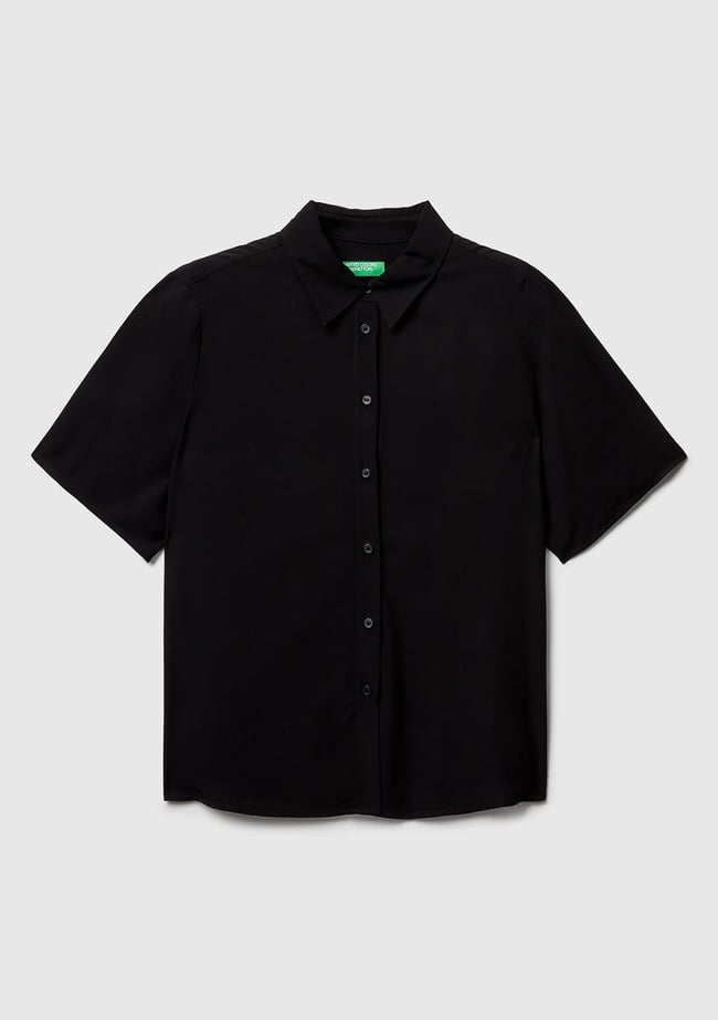  Kadın Siyah %100 Viskoz Düğmeli Kısa Kollu Gömlek