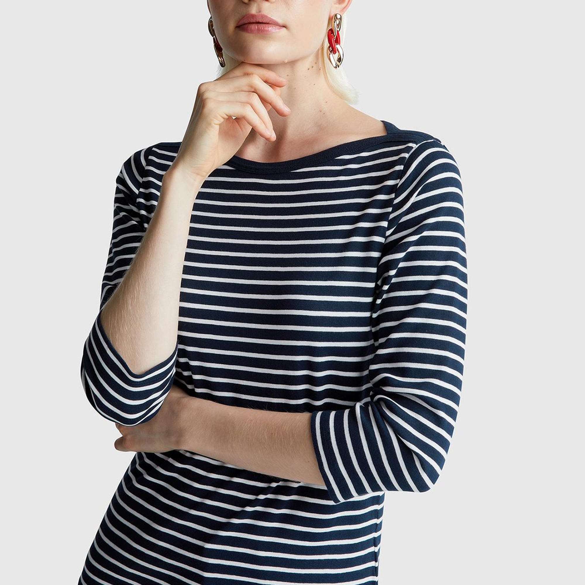 Kadın Lacivert %100 Pamuk Çizgili Logolu Kayık Yaka Truvakar Kol T-Shirt