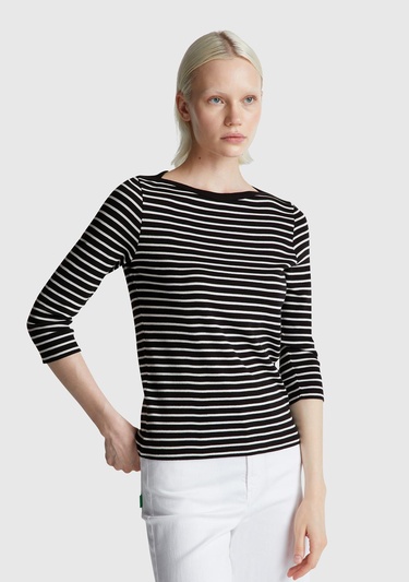  Kadın Sİyah %100 Pamuk Çizgili Logolu Kayık Yaka Truvakar Kol T-Shirt