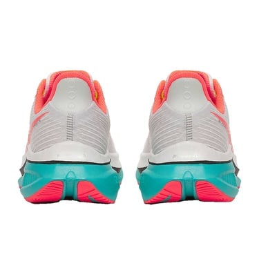  Saucony Endorphin Speed 5 Erkek Beyaz Yol Koşusu Ayakkabısı