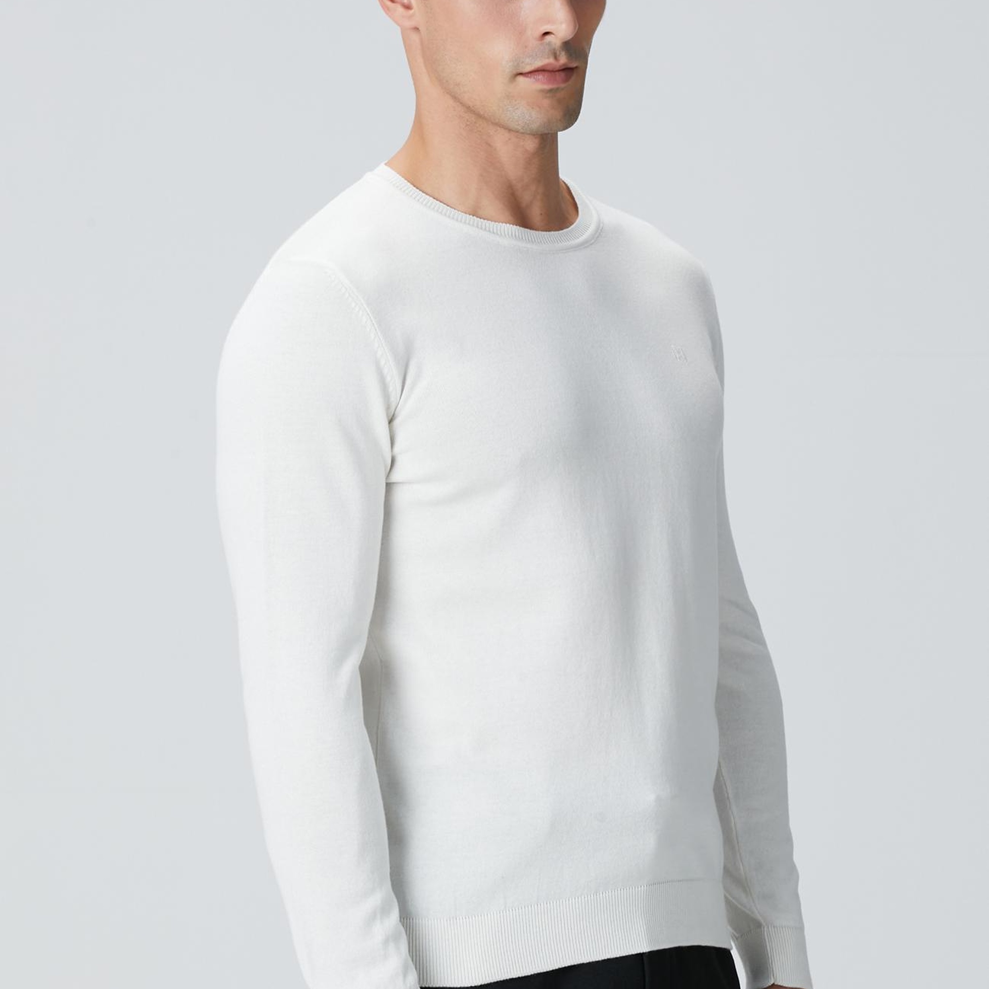 Network Erkek Kırık Beyaz Basic Kazak