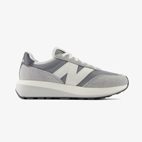  New Balance 370  Lifestyle   Kadın Gri Spor Ayakkabı