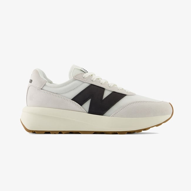  New Balance 370 Lifestyle   Kadın Beyaz Spor Ayakkabı