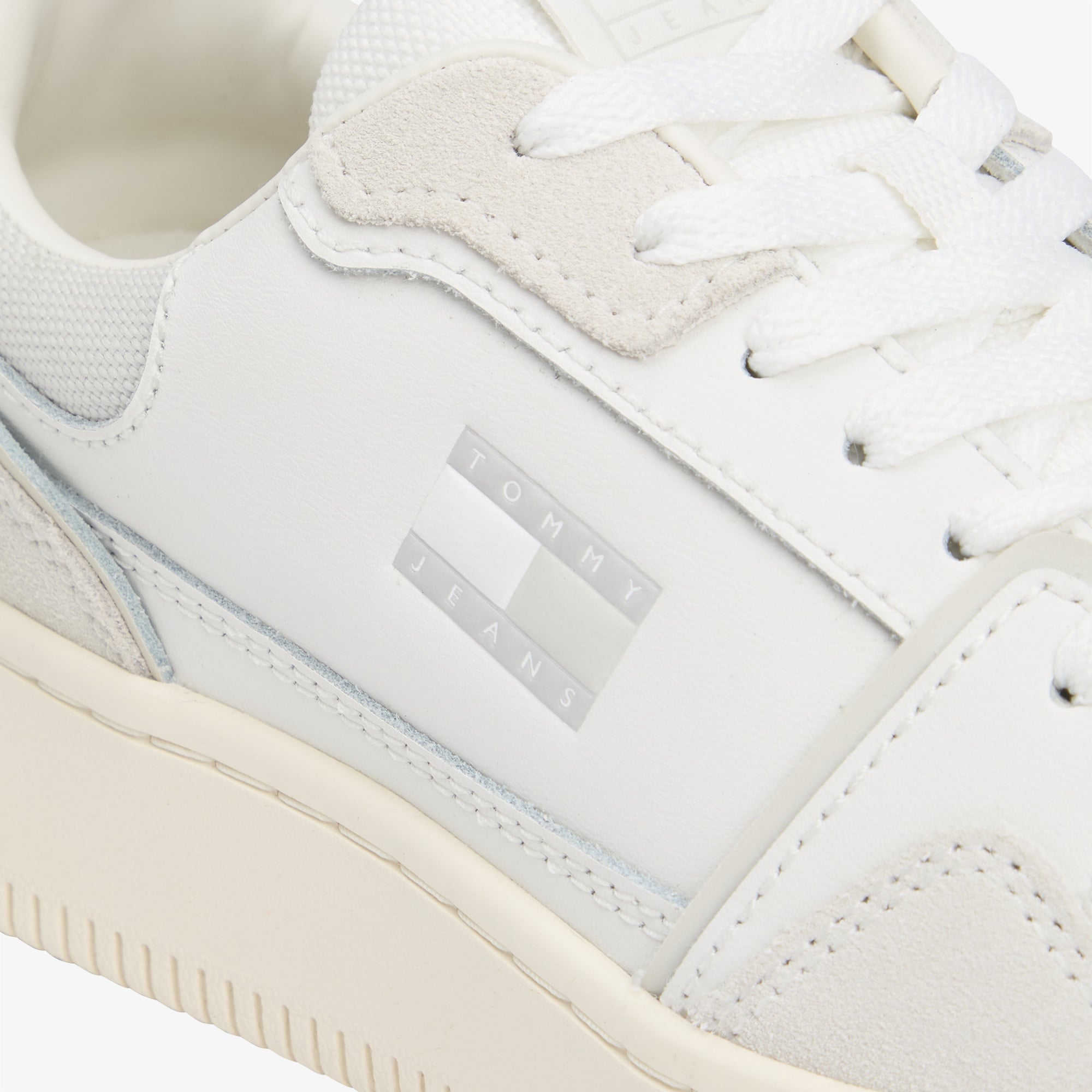 Tommy Jeans Retro Basket Kadın Beyaz Spor Ayakkabı