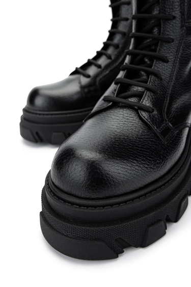  Tamer Tanca Kadın Hakiki Deri Siyah Floter Casual Bot