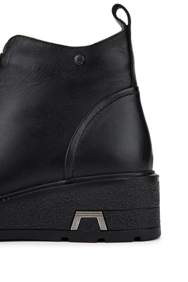  Tamer Tanca Kadın Hakiki Deri Siyah Deri Casual Bot