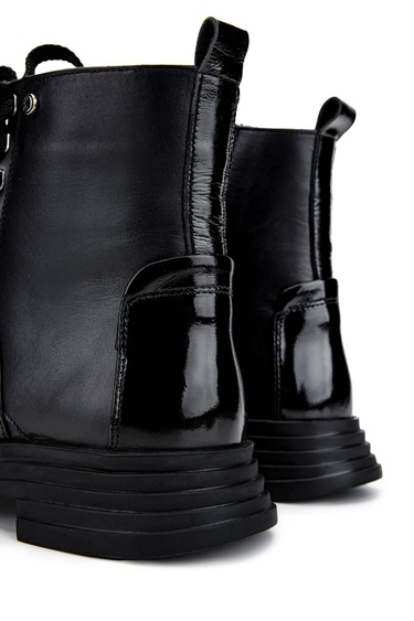  Tamer Tanca Kadın Hakiki Deri Siyah Casual Bot