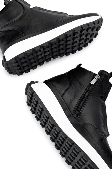  Tamer Tanca Kadın Hakiki Deri Siyah Deri Casual Bot