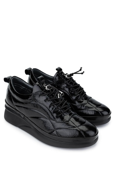  Tamer Tanca Kadın Hakiki Deri Siyah Rugan Casual Ayakkabı