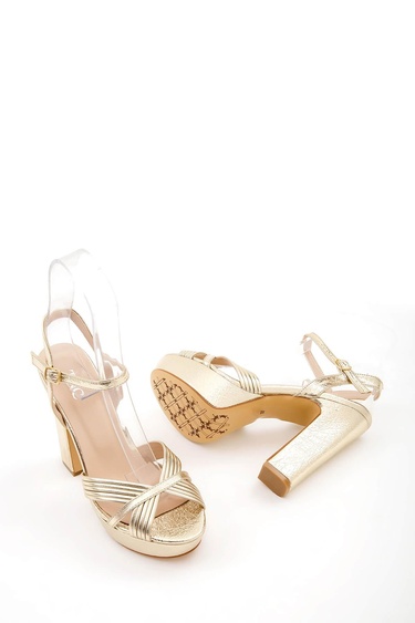  Tamer Tanca Kadın Vegan Dore Topuklu Ayakkabı