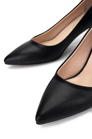  Tamer Tanca Kadın Vegan Siyah Topuklu Ayakkabı