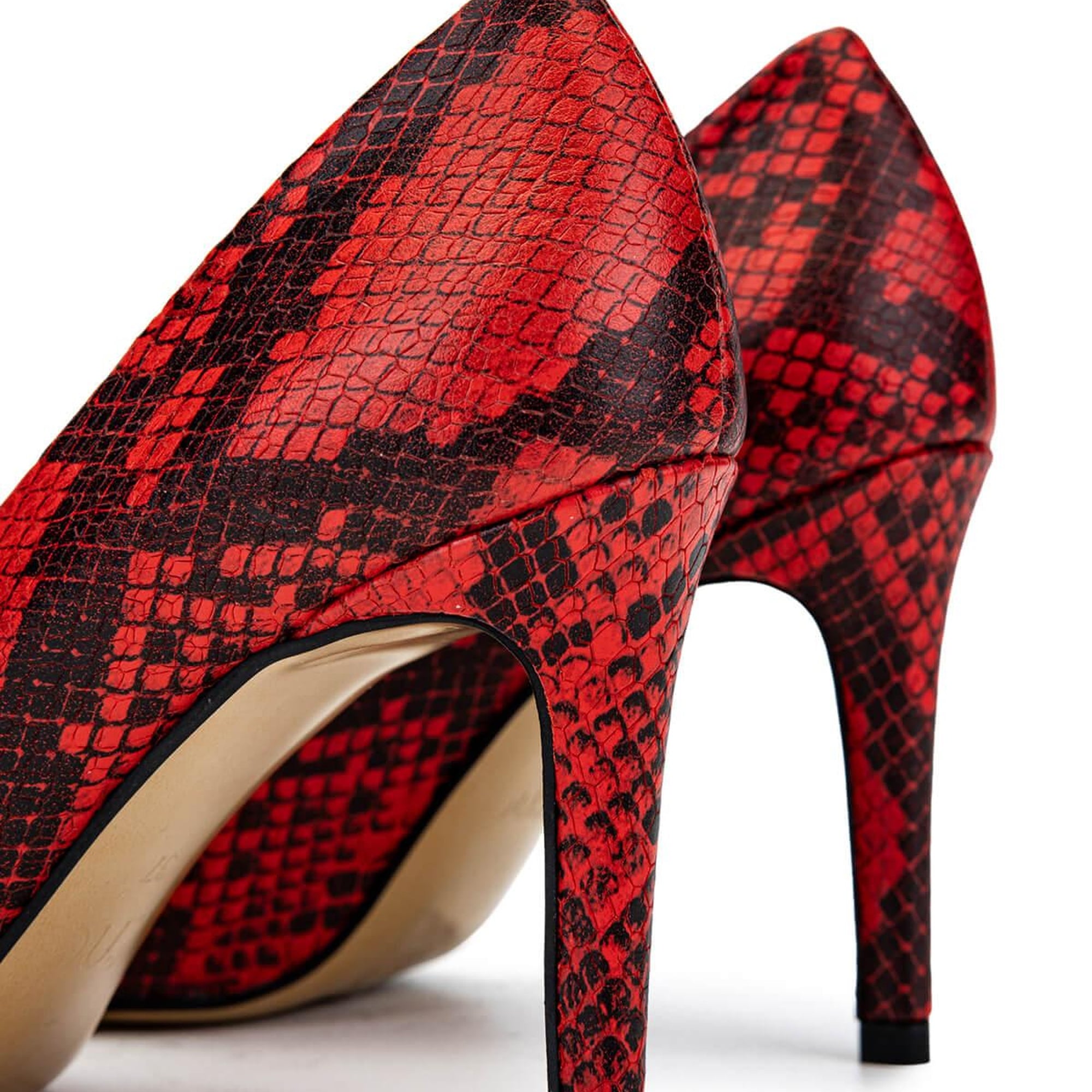 Tamer Tanca Kadın Hakiki Deri Kırmızı Topuklu Ayakkabı