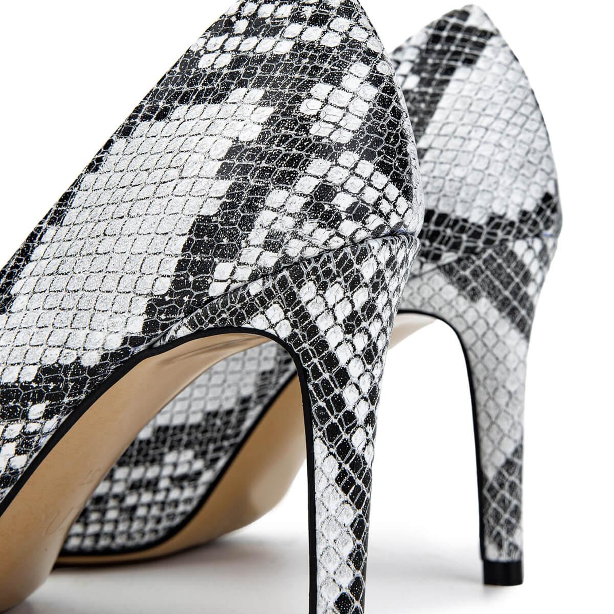 Tamer Tanca Kadın Hakiki Deri Naturel Topuklu Ayakkabı