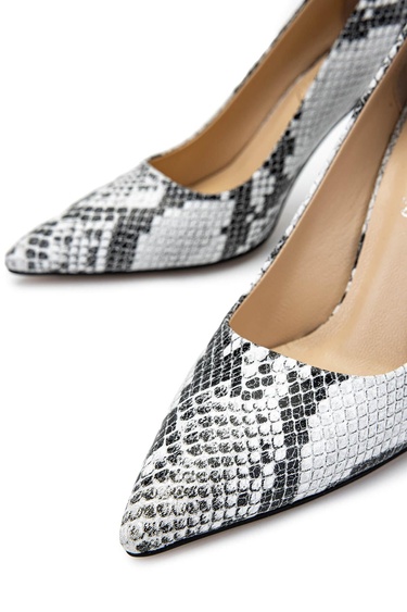  Tamer Tanca Kadın Hakiki Deri Naturel Topuklu Ayakkabı