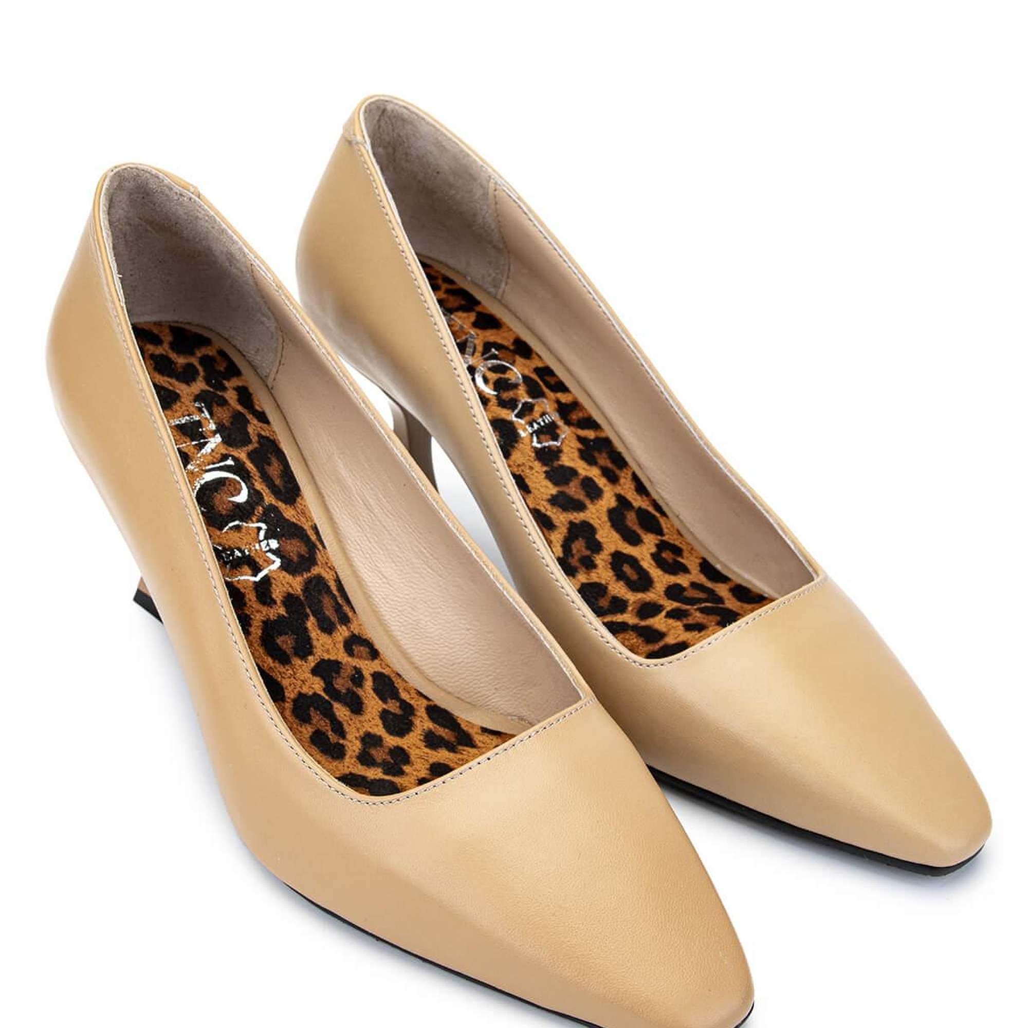 Tamer Tanca Kadın Hakiki Deri Bej Topuklu Ayakkabı