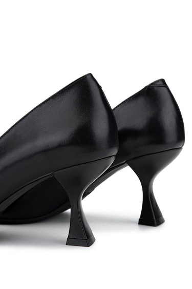  Tamer Tanca Kadın Hakiki Deri Siyah Deri Topuklu Ayakkabı