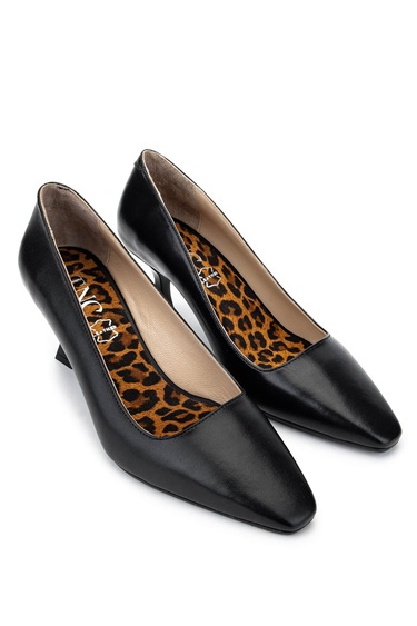  Tamer Tanca Kadın Hakiki Deri Siyah Deri Topuklu Ayakkabı