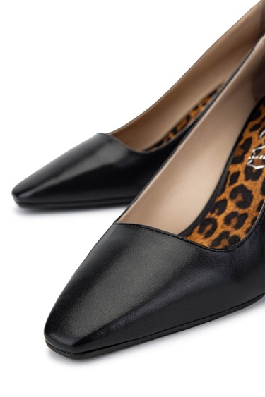  Tamer Tanca Kadın Hakiki Deri Siyah Deri Topuklu Ayakkabı