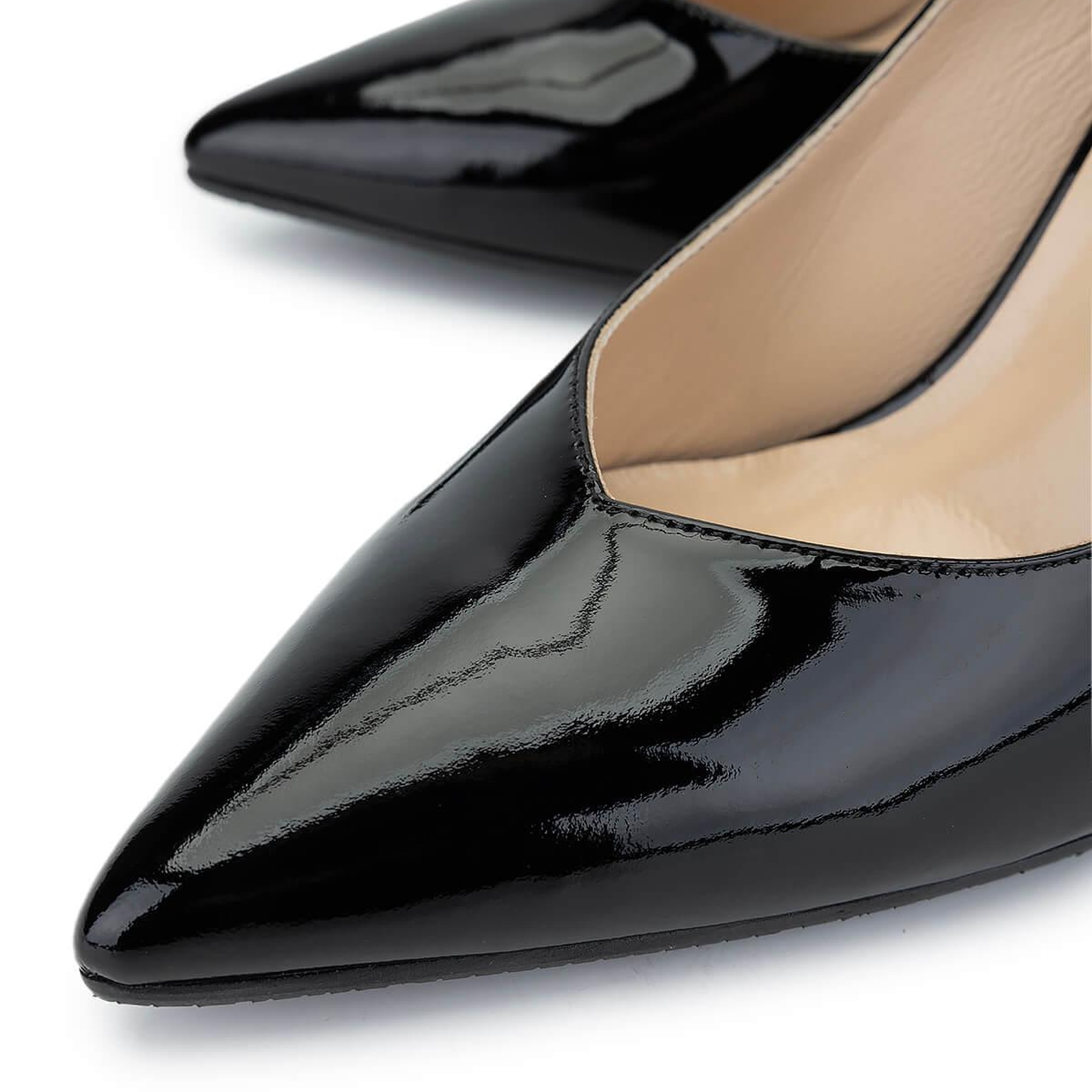 Tamer Tanca Kadın Hakiki Deri Siyah Rugan Topuklu Ayakkabı