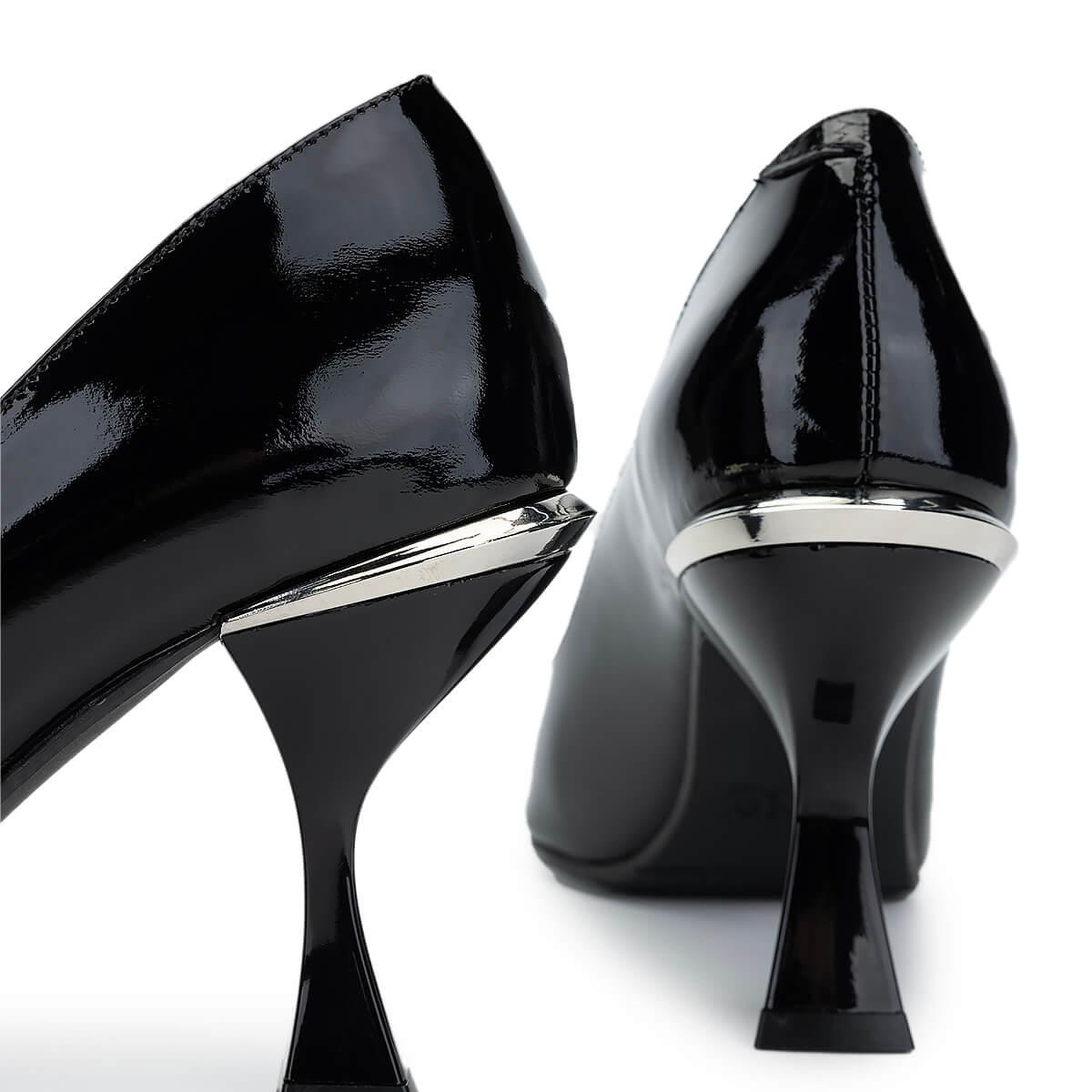 Tamer Tanca Kadın Hakiki Deri Siyah Rugan Topuklu Ayakkabı