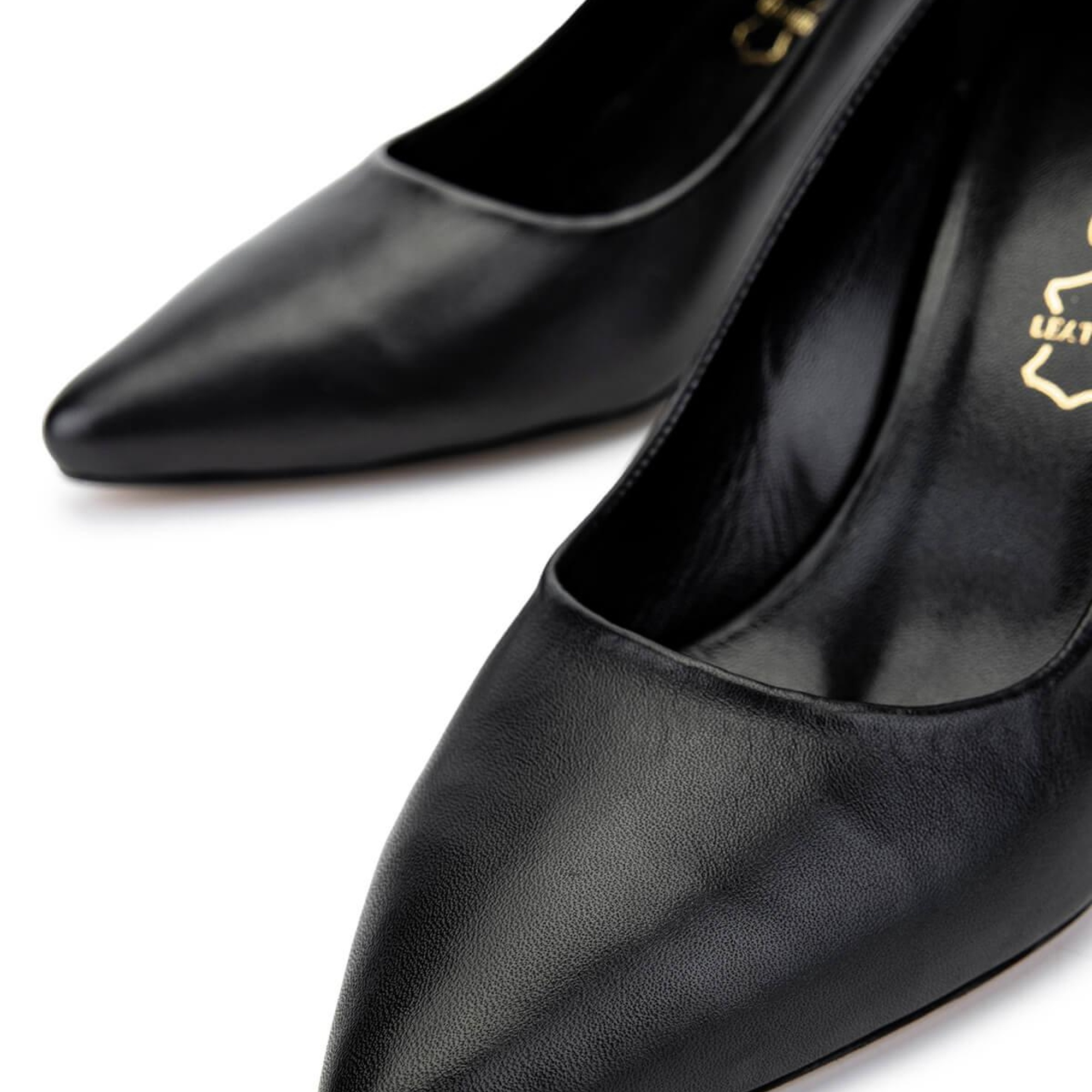 Tamer Tanca Kadın Hakiki Deri Siyah Topuklu Ayakkabı