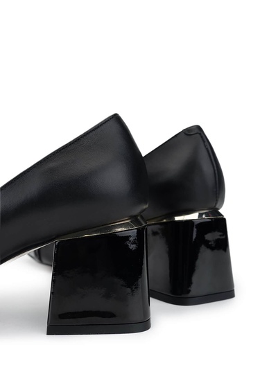  Tamer Tanca Kadın Hakiki Deri Siyah Topuklu Ayakkabı