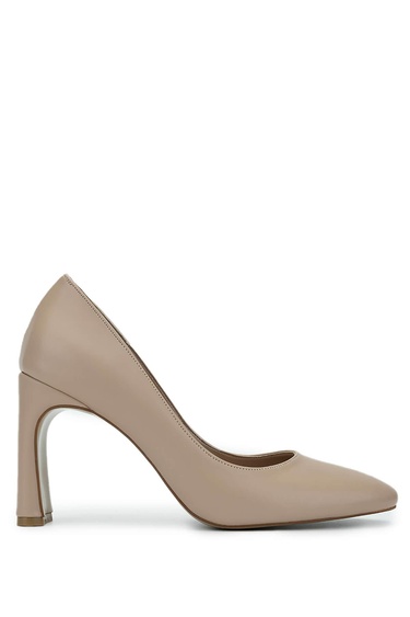  Tamer Tanca Kadın Hakiki Deri Bej Topuklu Ayakkabı